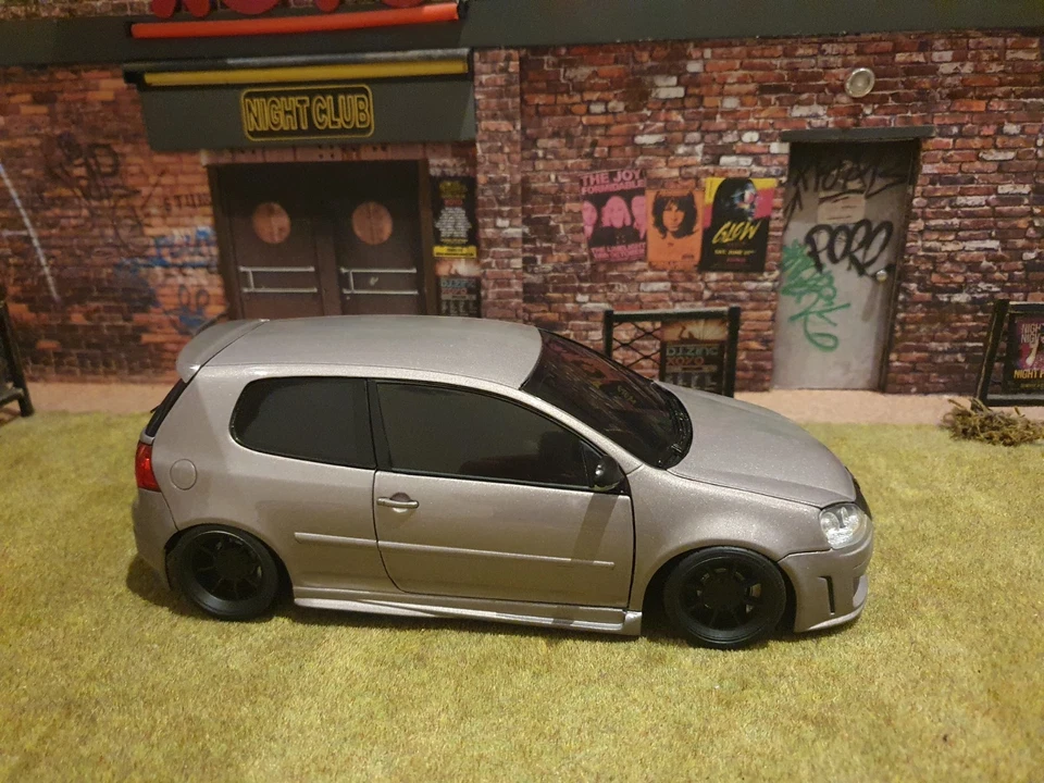 Vw Golf V GTi Zender Tuners 1/18 modified tuning conversion umbau Norev + boîte - Photo 4/4