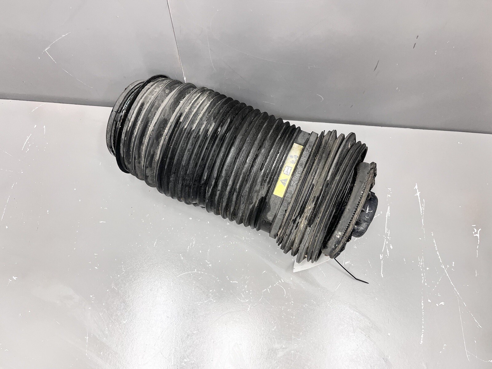 ⭐️2017-2020 Maserati Levante M161 Rear Left / Right Air Suspension Bag Shock 8K