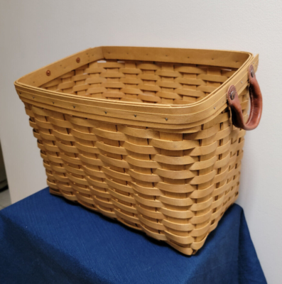 2007 Longaberger Open Handle Weave 16