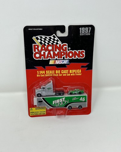 Racing Champions 1997 First Union Racing Car Cab Trailer Nascar 1:144 Scale - Picture 3 of 10