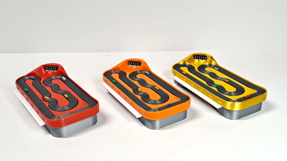 Adorno de Navidad Aurora Slot Cars Tubbie Track - ¡Disponible en 3 Colores Retro! Foto 4 de 4