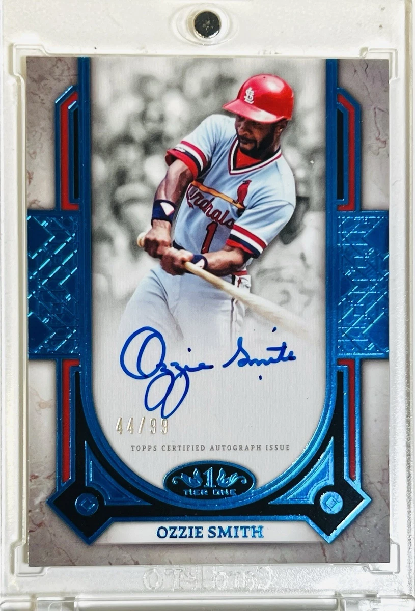 Topps Ozzie Smith Autographed Baseball Sports Trading Cards