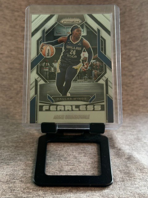 2025 Panini Prizm WNBA - Fearless - Arike Ogunbowale #6