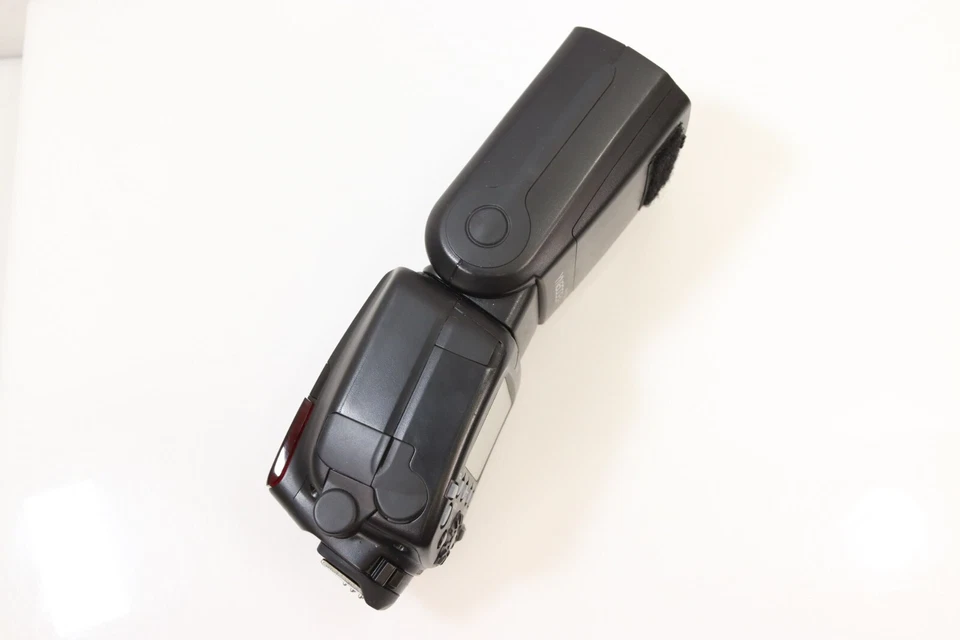 Yongnuo YN600EX-RT II – Powerful Flash Performance with Wireless Control - Image 3 of 4