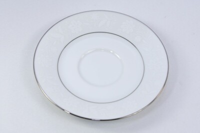 Noritake Ranier Pattern 6909 China 5pc Place Setting 3 Plates Cup