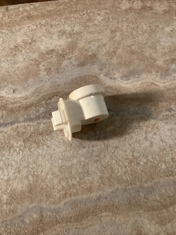 KENMORE Frigorífico SOCKET-LIGHT PARTE# 241559801 (322) Foto 2 de 3