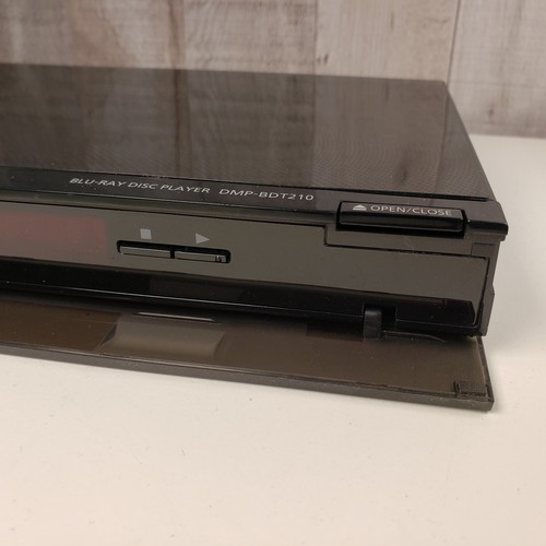 Panasonic DMP-BDT210 Full HD 3D Blu-Ray DVD Player With Remote - Picture 8 of 20