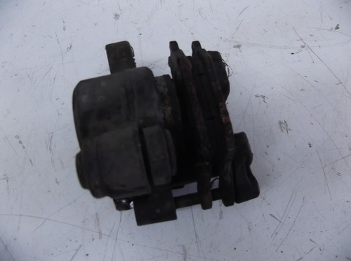 HONDA CBR600 F2 REAR BRAKE CALIPER AND BRACKET CBR600 91-94 - Picture 2 of 3