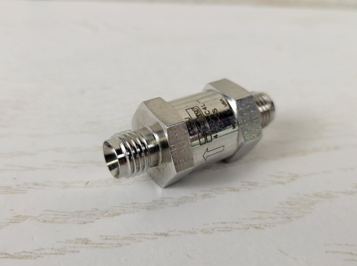 PARKER Instrumentation Check Valve 316 SS 1/4"  Compression 4Z- C4L-10-SS J231A
