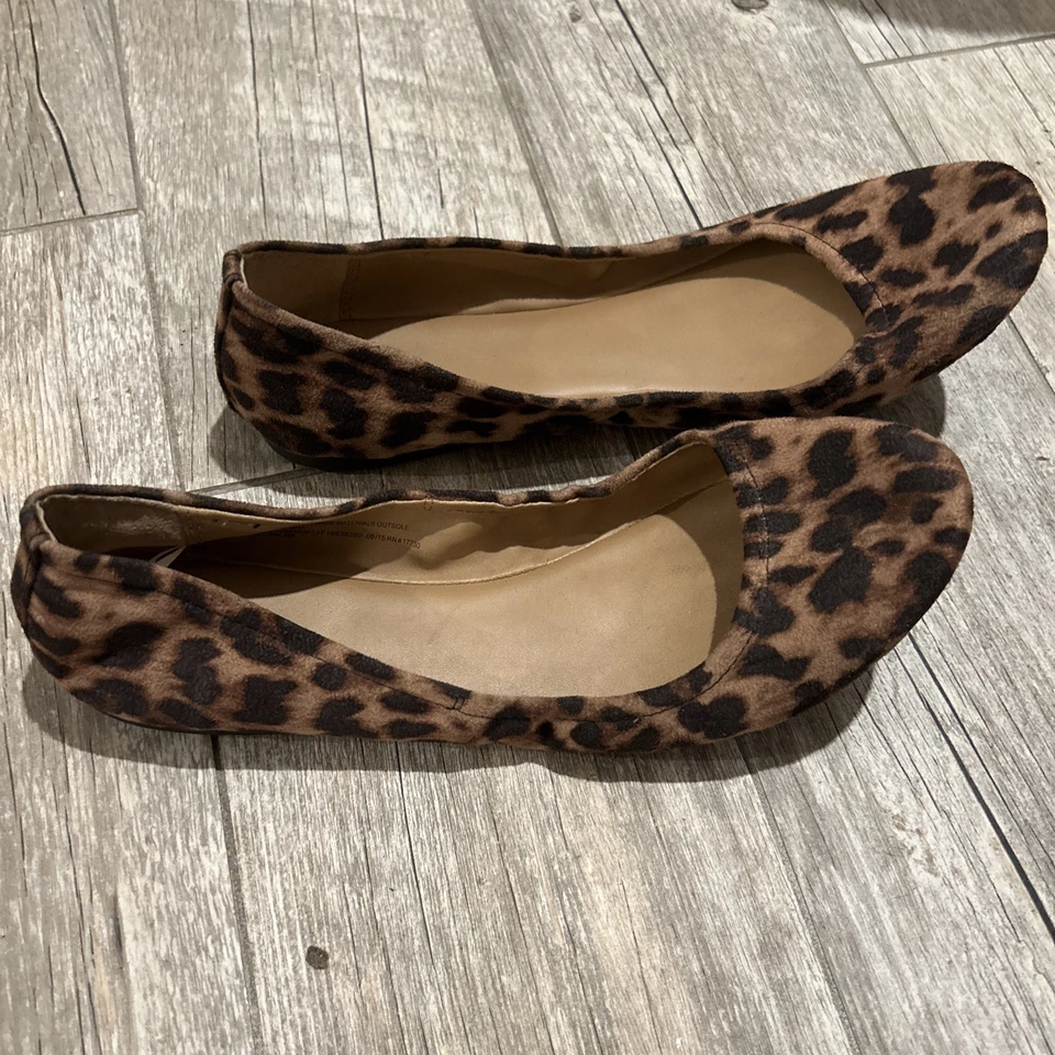 Mossimo Leopard Print Ballet Flats~Size 10 Ruched Slip On Shoe - Image 3 of 4