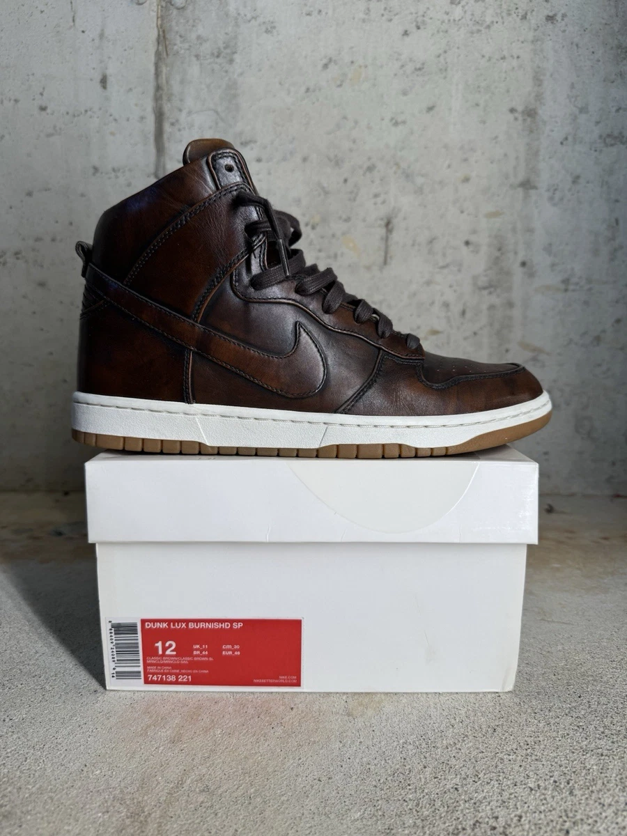Nike Dunk Lux Sneakers for Men for Sale | Authenticity Guaranteed