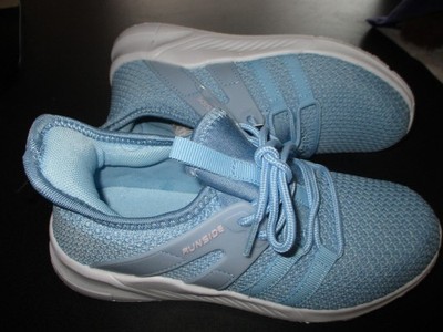 New W/Tags No Box Runside Boys Light Blue Tennis Shoes/Sneakers,Size 3 Youth
