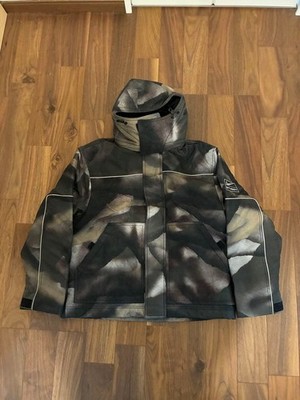 STUSSY NIKE PRIMALOFT UTILITY JACKET