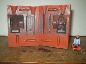 Rubber Lead Figure Mold and Figure