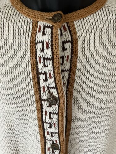 Sturbridge Vintage 70's Poncho Knit Native American Aztec Pyramid Metal Button - Picture 3 of 10