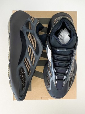 adidas yeezy 700 ár