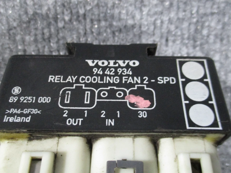 Реле вентилятора охлаждения Volvo 850 940 960 C70 S70 V70 S90 V90 9442934 / 3523872 - Изображение 3 из 4