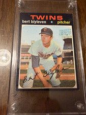 Topps 1971 Bert Blyleven Rookie #26 Minnesota Twins Base Set Baseball Card. rookie card picture