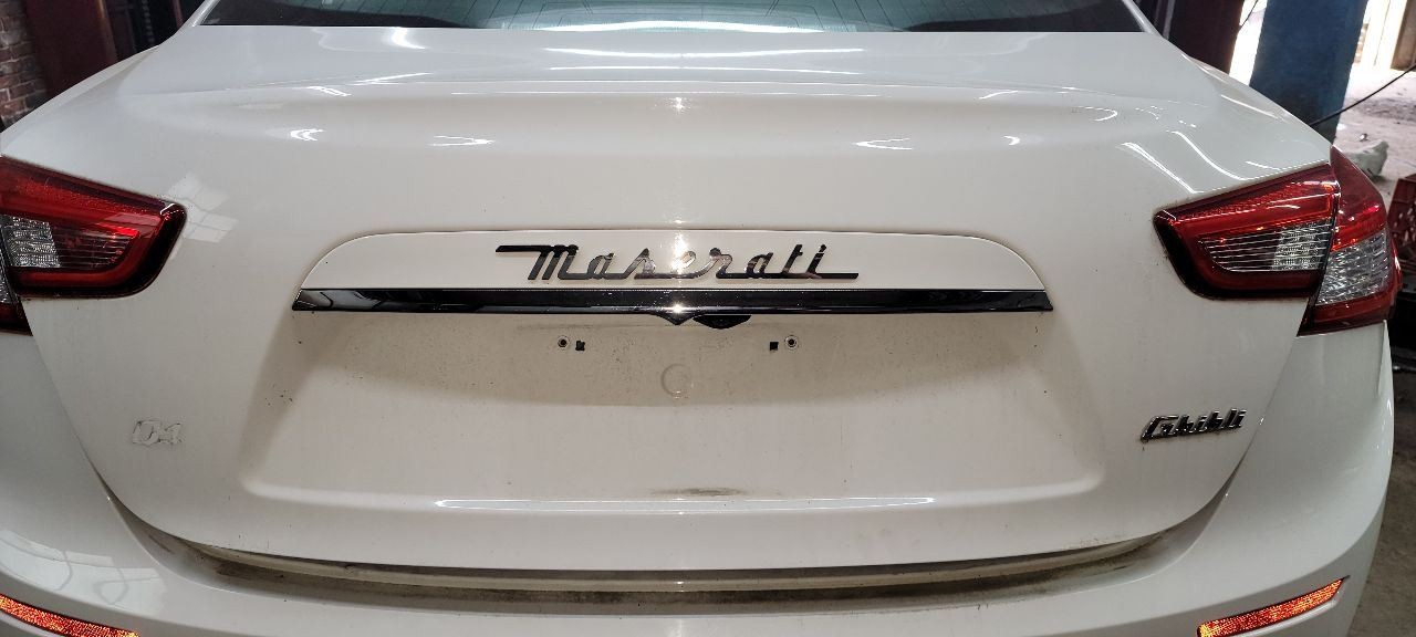 2016 Maserati Ghibli Glove Box