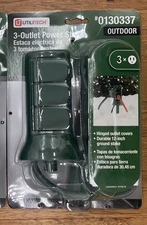 Utilitech 3-Outlet Outdoor Power Stake W/ Hinged Covers 0130337