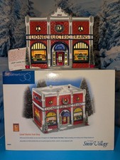 Department 56 Snow Village "Lionel Electric Train Stop" Near Mint W/B & L