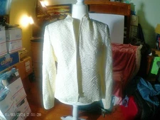 VTG Victor Costa white Floral embossed textured zip up jacket size 8 sku102