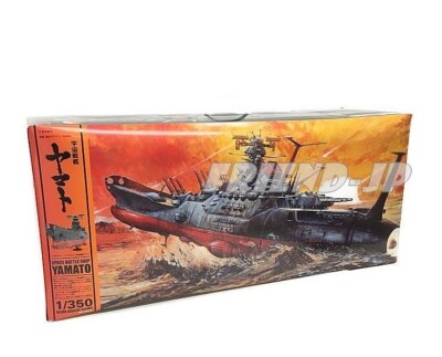 Bandai 1/350 Space Battle Ship YAMATO Star Blazers Model Kit