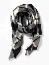 NWT Old Navy Long Flannel Blanket Scarf Wrap Shawl Pashmina Tartan Black Plaid