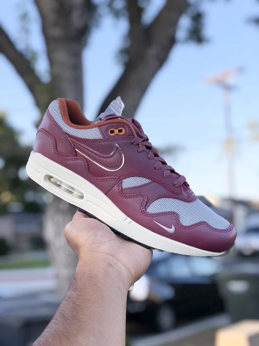 Nike 95 maroon cheap