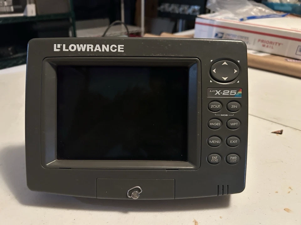 Lowrance LCX-25c Tested HST-WSBL Transducer Cover G6 No Power Cord With Network - Image 4 of 4