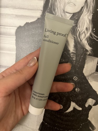 Living Proof Full Shampoo & Conditioner 1 oz / 30 mL Travel Mini Set - Picture 3 of 4
