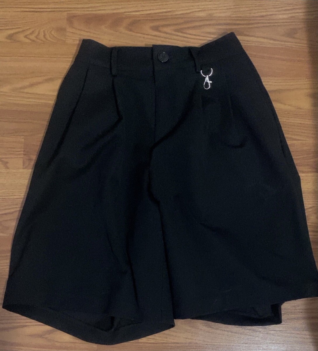 パンツ SWEATSCOLLECTIVE PLEATED SHORTS - BLACK PLEATED SHORTS - BLACK