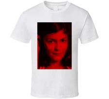Audrey Tautou 1 - Celebs ( Dark Fashion ) T Shirt