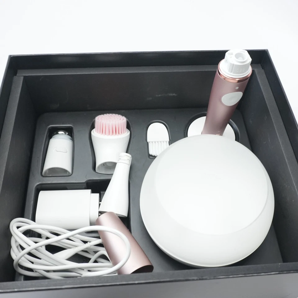 Sistema de depiladora Braun Face Spa Pro 5366 blanca de limpieza y tonificación de la piel para mujer Foto 2 de 4