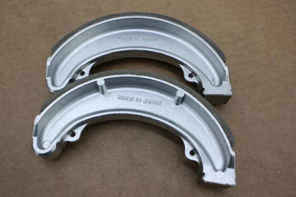 Zapatas de freno traseras Honda CB350 CL350 SL350K0 CB350 CB400F 1968-1977 VESRAH JAPÓN Foto 4 de 4