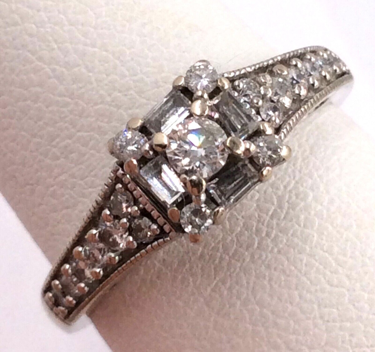 14k White Gold Illusion Diamond Keepsake Engagement Ring Size 