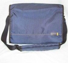 LAPTOP CASE Targus Messenger Style Fits 15" 16" 17" Devices Navy Over Shoulder