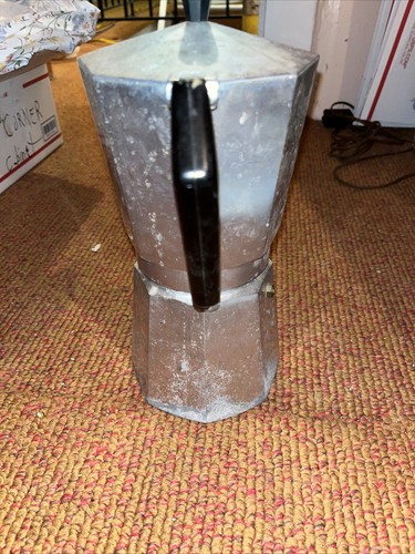 Vintage Bialetti Moka Express 1 Cup Stovetop Espresso Maker Made in Italy Used - Picture 4 of 11