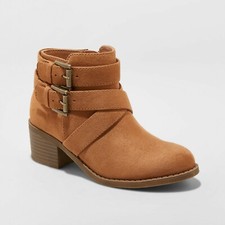 NWT Girls' Maeko Buckle Boots - art class 1