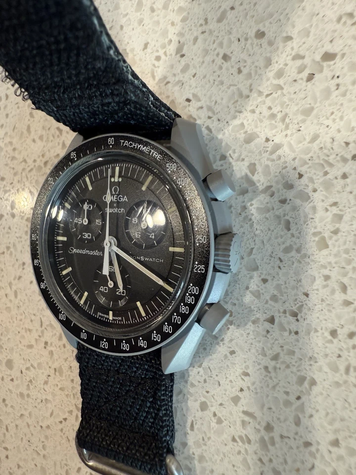 Swatch x Omega Bioceramic MoonSwatch Mission To Moon Watch Pre Owned with Box - Image 2 of 4