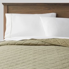 King Diamond Stitch Cotton Linen Quilt Moss Green - Threshold