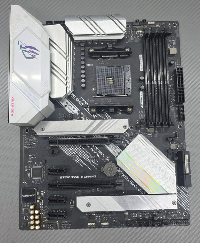 ASUS Rog Strix B550-A Gaming AMD Ryzen AM4 DDR4 ATX Motherboard