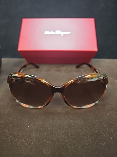 SALVATORE FERRAGAMO SF 770SA 214 Sunglasses Tortoise Frame Brown Gradient - Picture 2 of 5