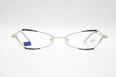 Vintage No Limits 8432 Pure Titan EUROPE 50 20 135 Silver Oval Glasses NOS