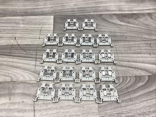 LOT OF 18 1492-W4 Manufactured by ALLEN BRADLEY TERMINAL STRIPS #818F303 - Picture 5 of 5