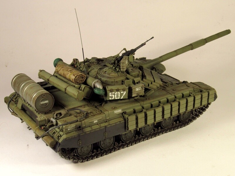 SKIF T-64BV 1:35 No.205 戦車モデルキット Skif 205 - 1/35 - Russian Soviet Main Battle Tank T-64BW