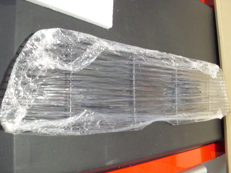 Inserto de rejilla-sombra Putco 71136 para Lincoln Navigator 2003 Foto 2 de 3