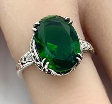 VIVID GREEN 925 STERLING SILVER VINTAGE ANTIQUE STYLE SIM EMERALD RING 1354