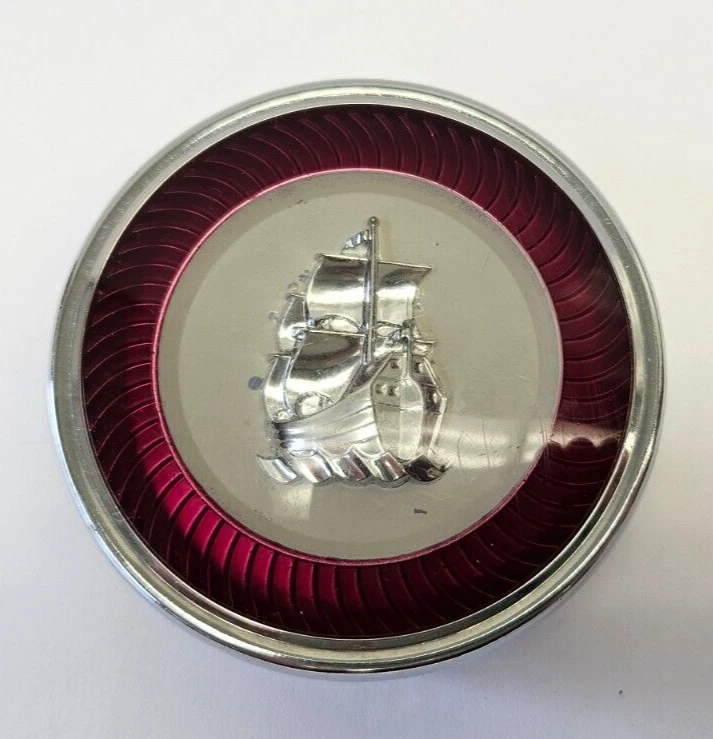 1951-1952 Plymouth руль гудок кольцо кнопка эмблема украшение 1325171 новый из старых запасов. - Изображение 3 из 4