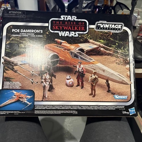 Hasbro The Rise of Skywalker Poe Dameron’s X-Wing Fighter Vintage Collection